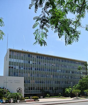 Exterior of the Kern County Superior Court building